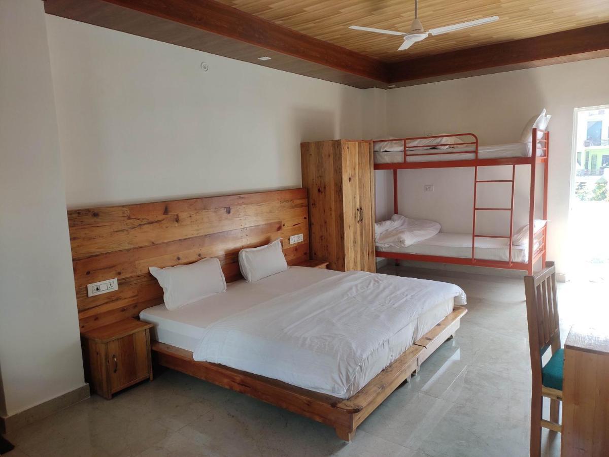 Hill Hoppers Hotel Рішикеш Екстер'єр фото