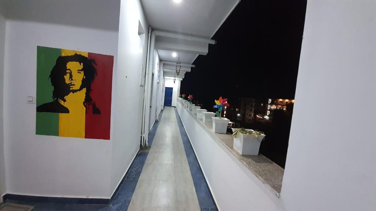 Hill Hoppers Hotel Рішикеш Екстер'єр фото