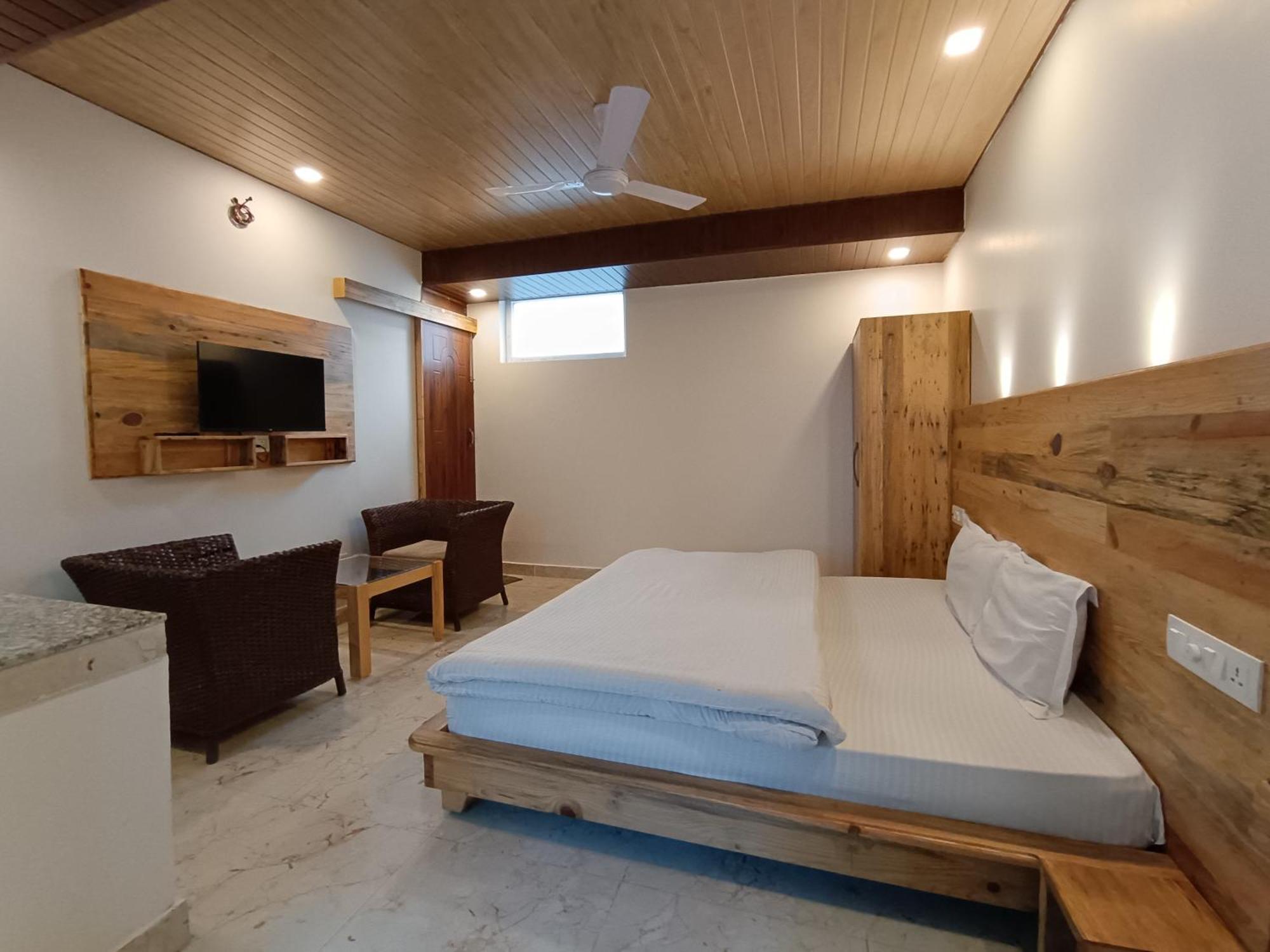 Hill Hoppers Hotel Рішикеш Екстер'єр фото