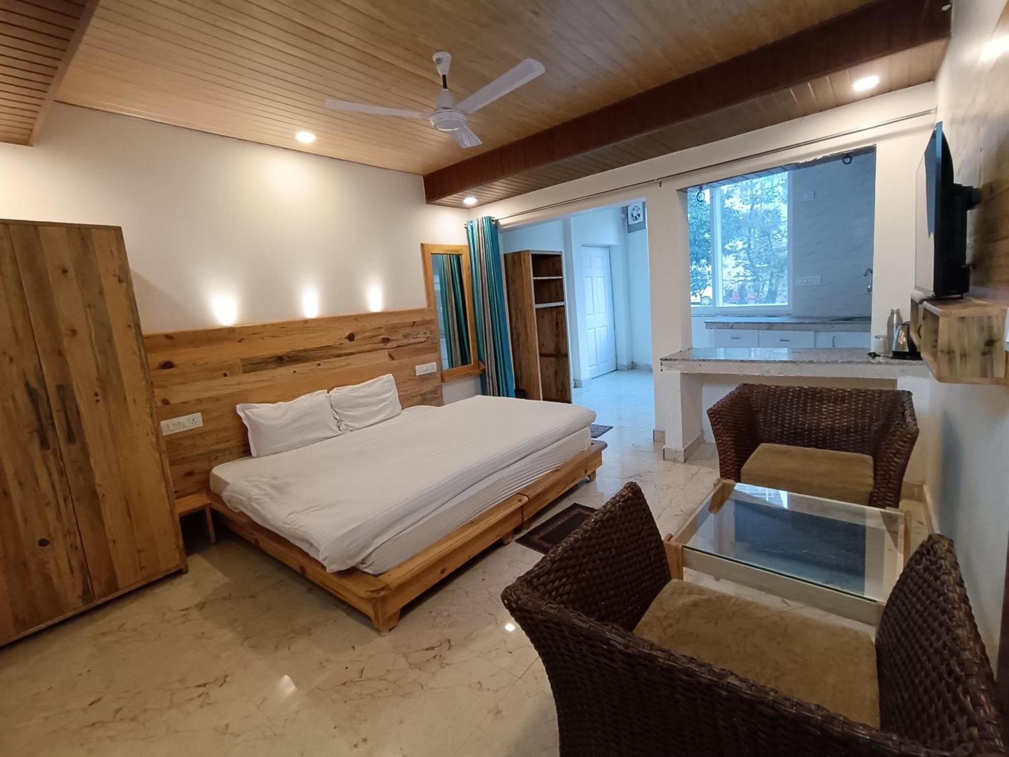 Hill Hoppers Hotel Рішикеш Екстер'єр фото